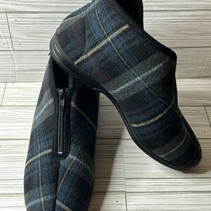 Dafna‎ KIPI Plaid House Slippers Unisex 47 /12.5 US